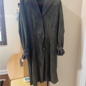 PRICE DROP: Top quality Loden (gray-green) Oliveri Lambskin Shearling 3/4 coat,